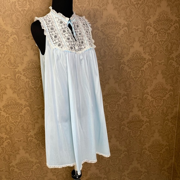Vintage 60s 70s Glammy Cottagecore Victorian Romantic Nightgown Lingerie - Picture 2 of 10